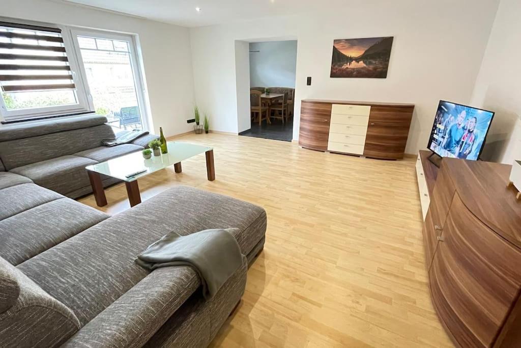 Shine Apartment Schwarzenfeld מראה חיצוני תמונה